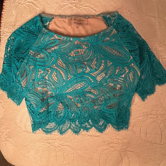 For love and lemons for Nasty gal tropical blue lace naked style mesh crop top - Picture 2 of 5